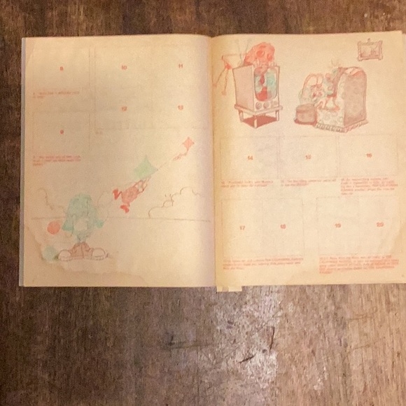 The California Raisins Animated Sticker Album - Picture 4 of 6